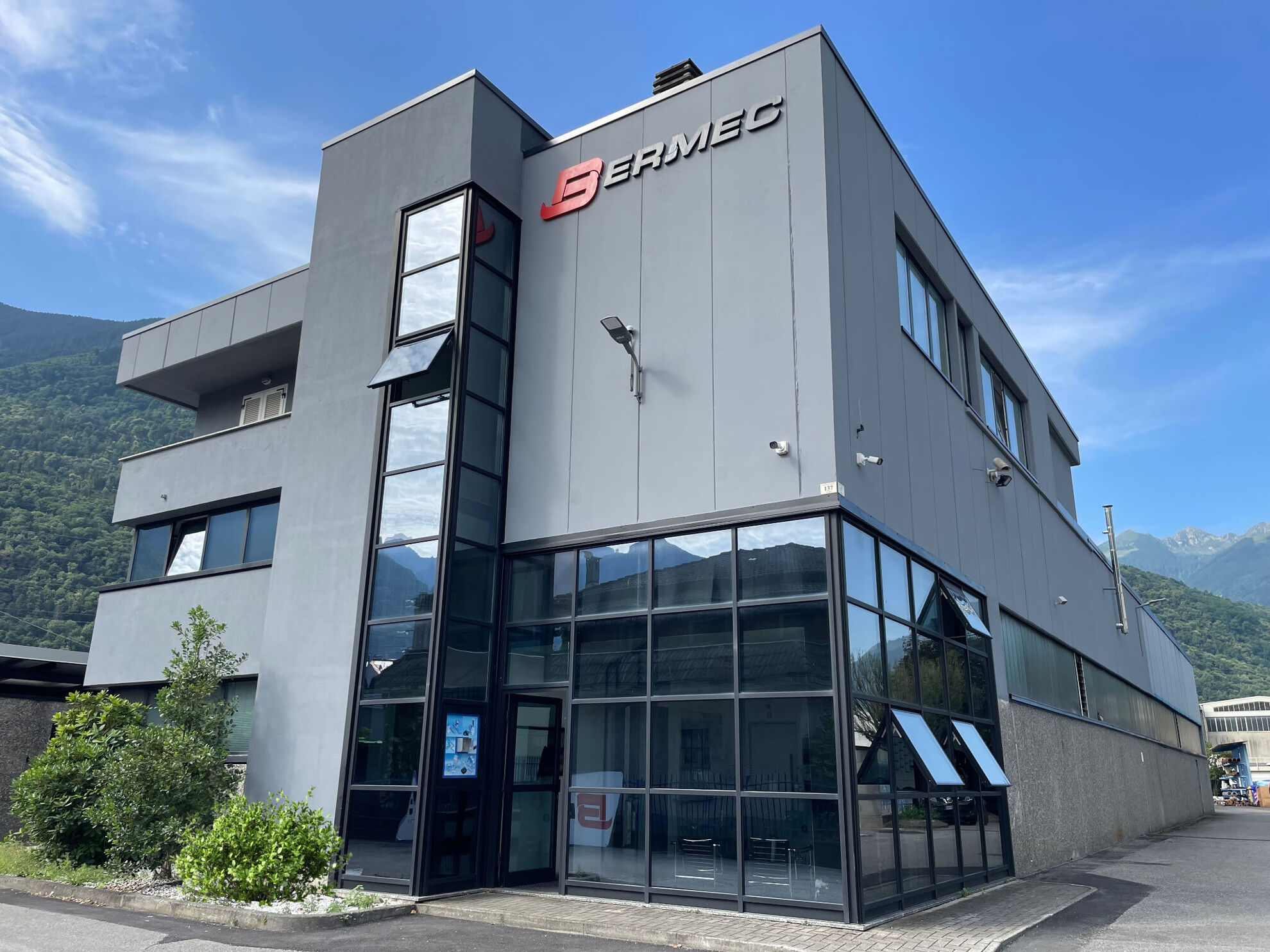 Bermec - turning machining, milling machining, grinding machining
